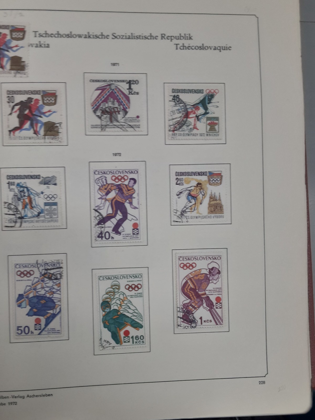 1968-1987 Czechoslovakia Soviet Socialist Republic Abria Album 1,000 + stamps