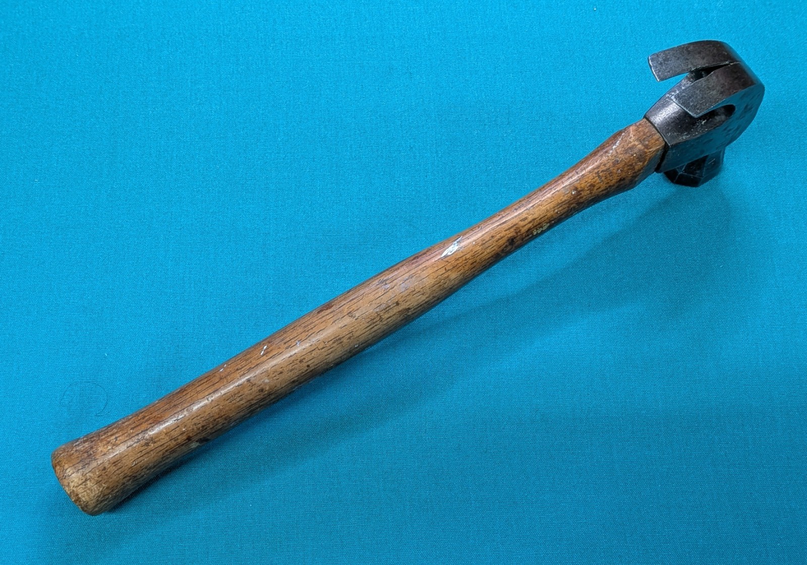 1940's Wards Master Quality Curved Claw Hammer 22 oz. Total