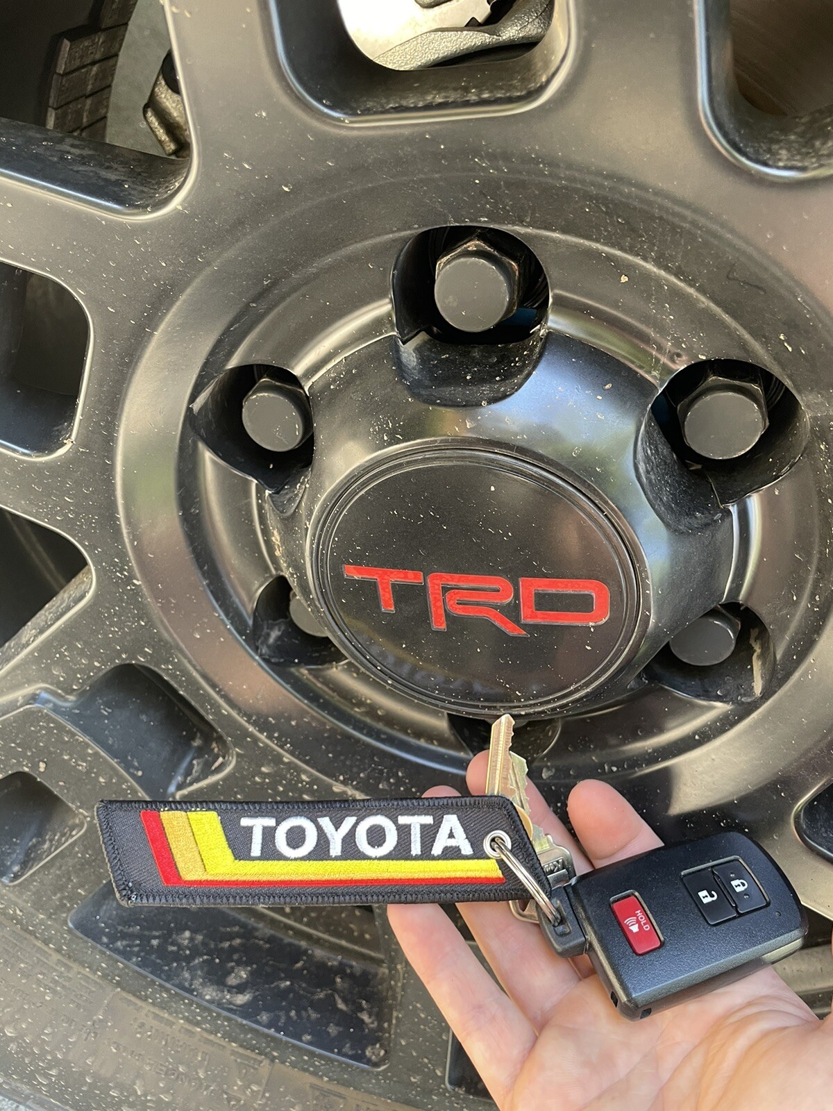 2 Pack TOYOTA Keychain Vintage Retro 4RUNNER TACOMA SUPRA TUNDRA TRD