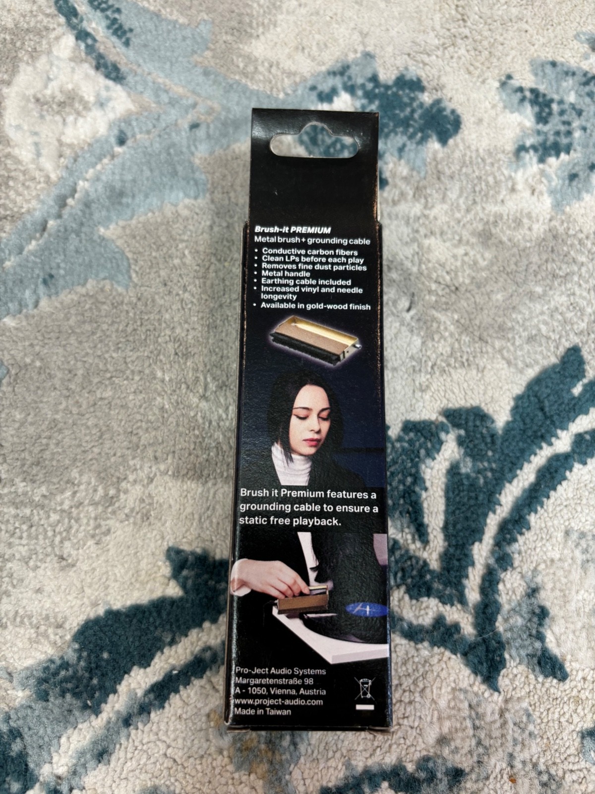 Pro-Ject: Brush It Premium Grounded Record Cleaning Brush - NEW