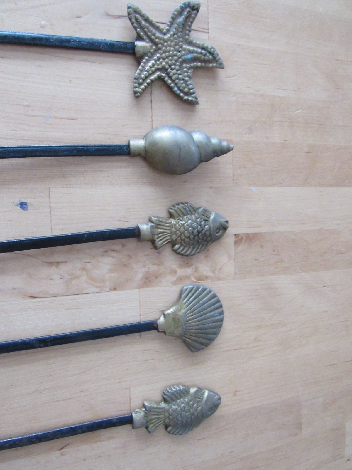 Vintage Brass Topped Seashell Ocean Themed Garden Spikes