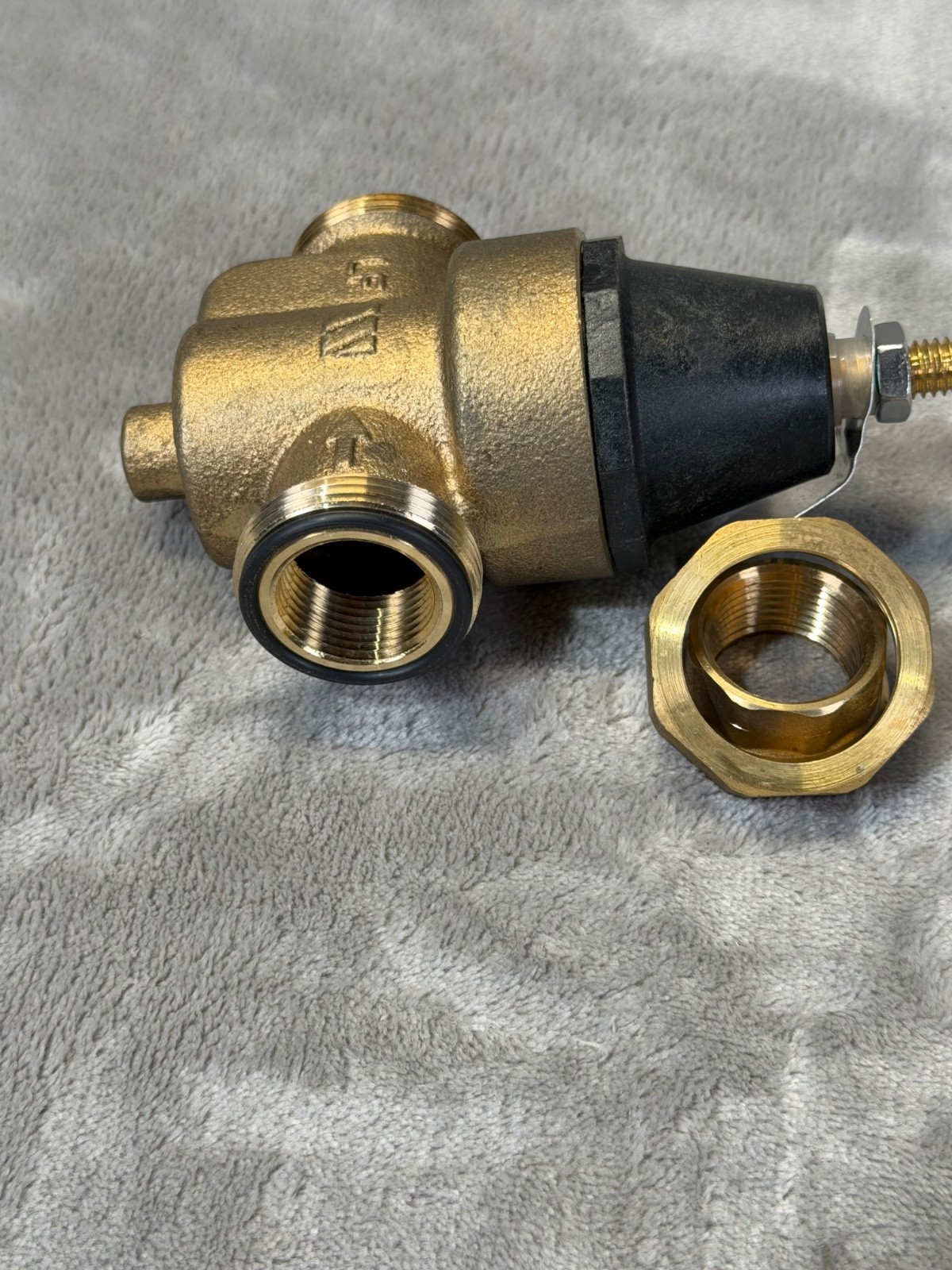 Watts 3/4 LFN45BM1 Valve, 3/4" Pressure Reducing with one union