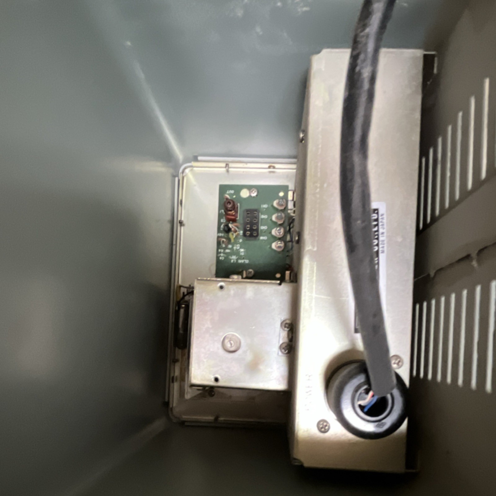 Yaesu Musen Co. FV-101B Ham Radio Filters & Oscillators Frequency Converter-