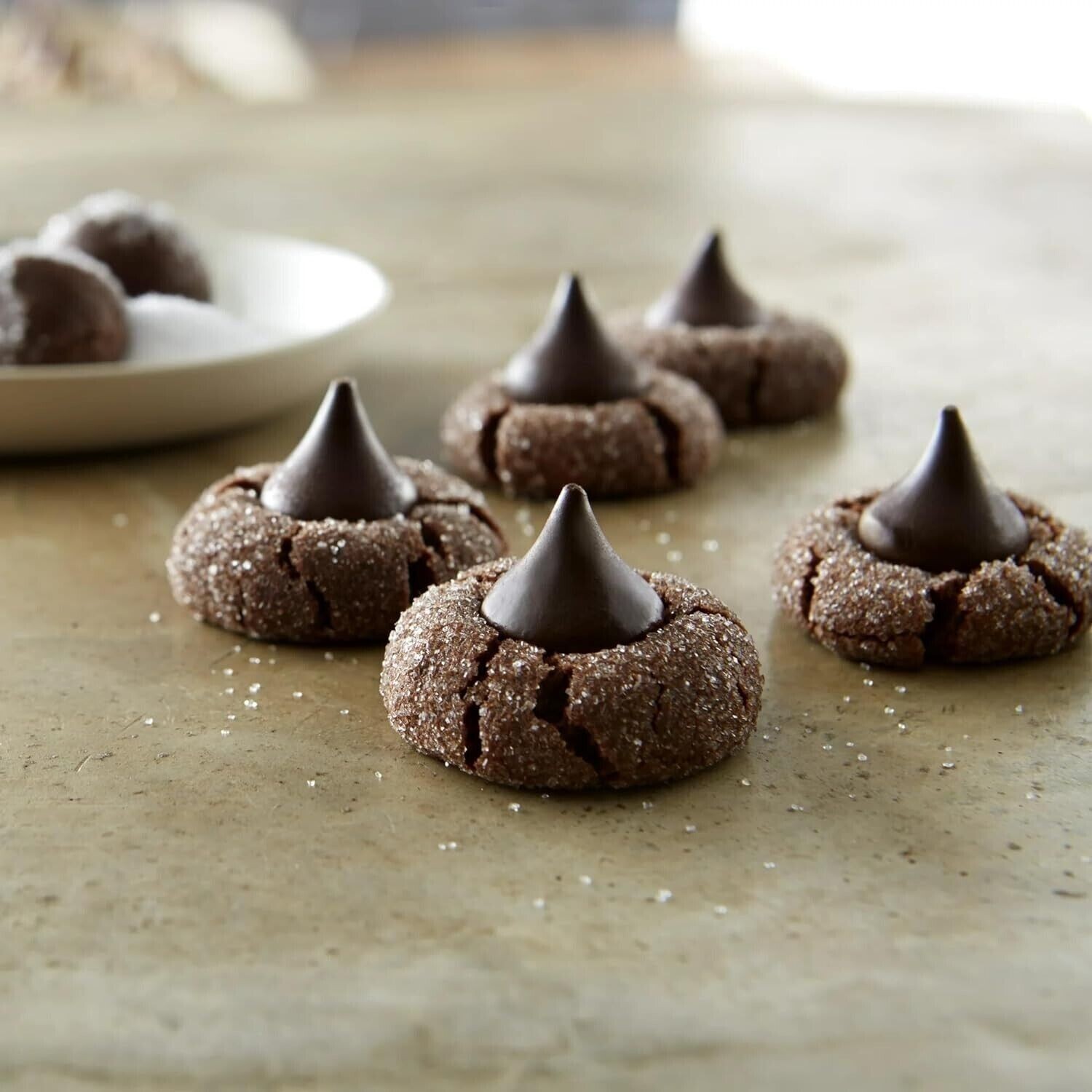 HERSHEY'S Kisses Special Dark, Mildly Sweet Chocolate Bulk Candy (5 Pound Bag)