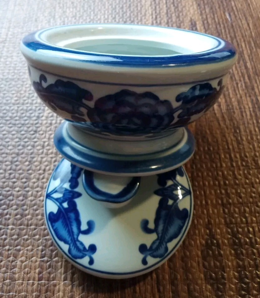 Bombay Company Blue and White Sugar Bowl Ceramic Circle Low Pot Top Lid