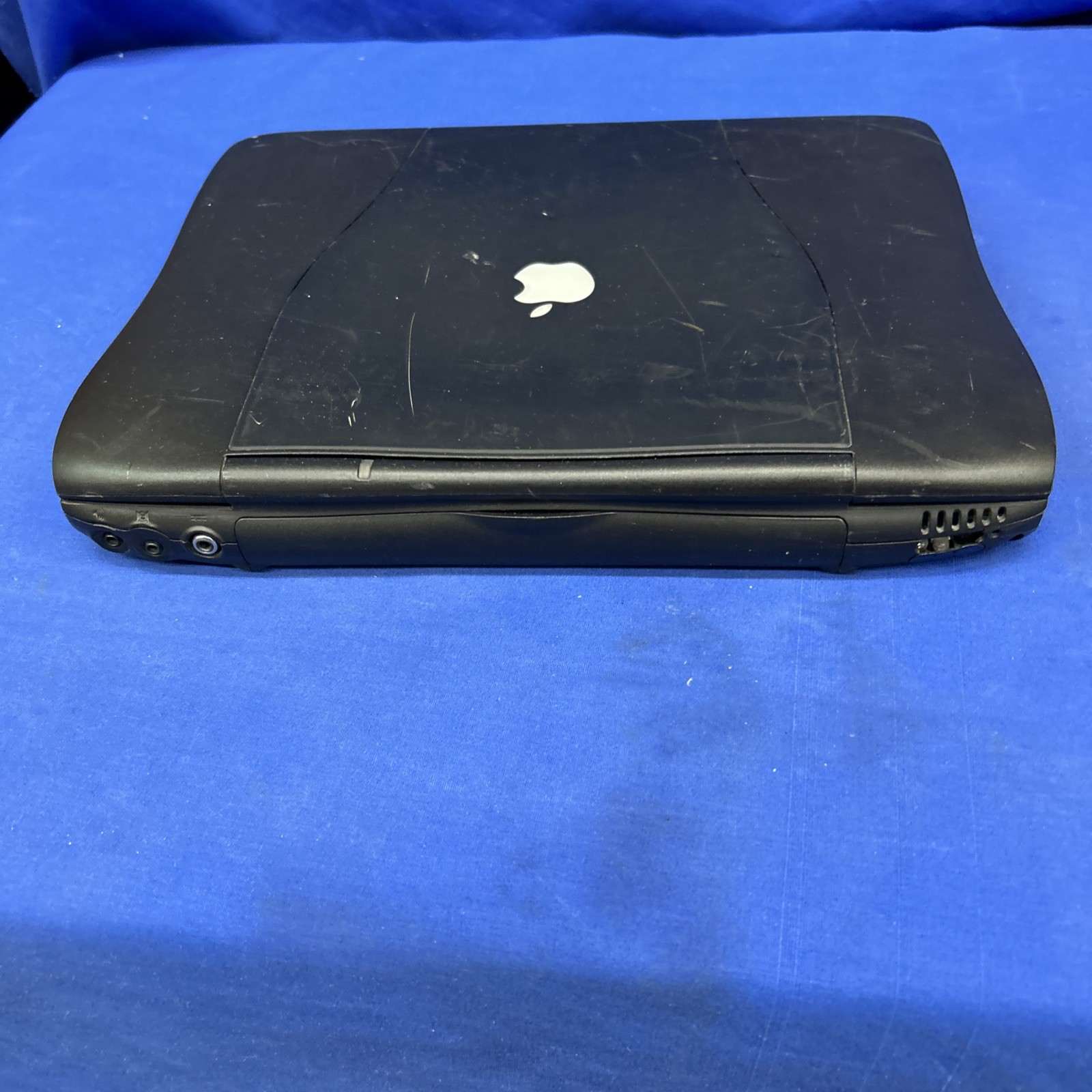 Macintosh Powerbook G3 No power cord Untested