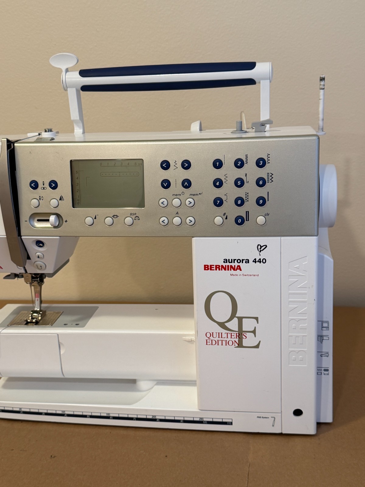 Bernina Aurora 440 QE computerized, embroidery sewing machine