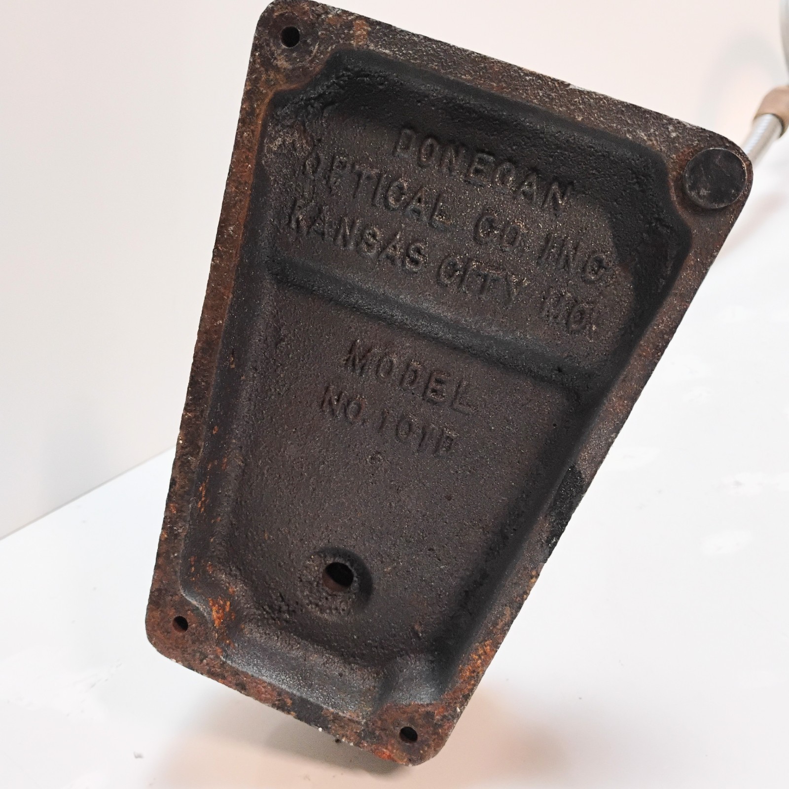 VTG Donegan Opticals Model 101D Table Magnifying Gooseneck Glass w/ Iron Base