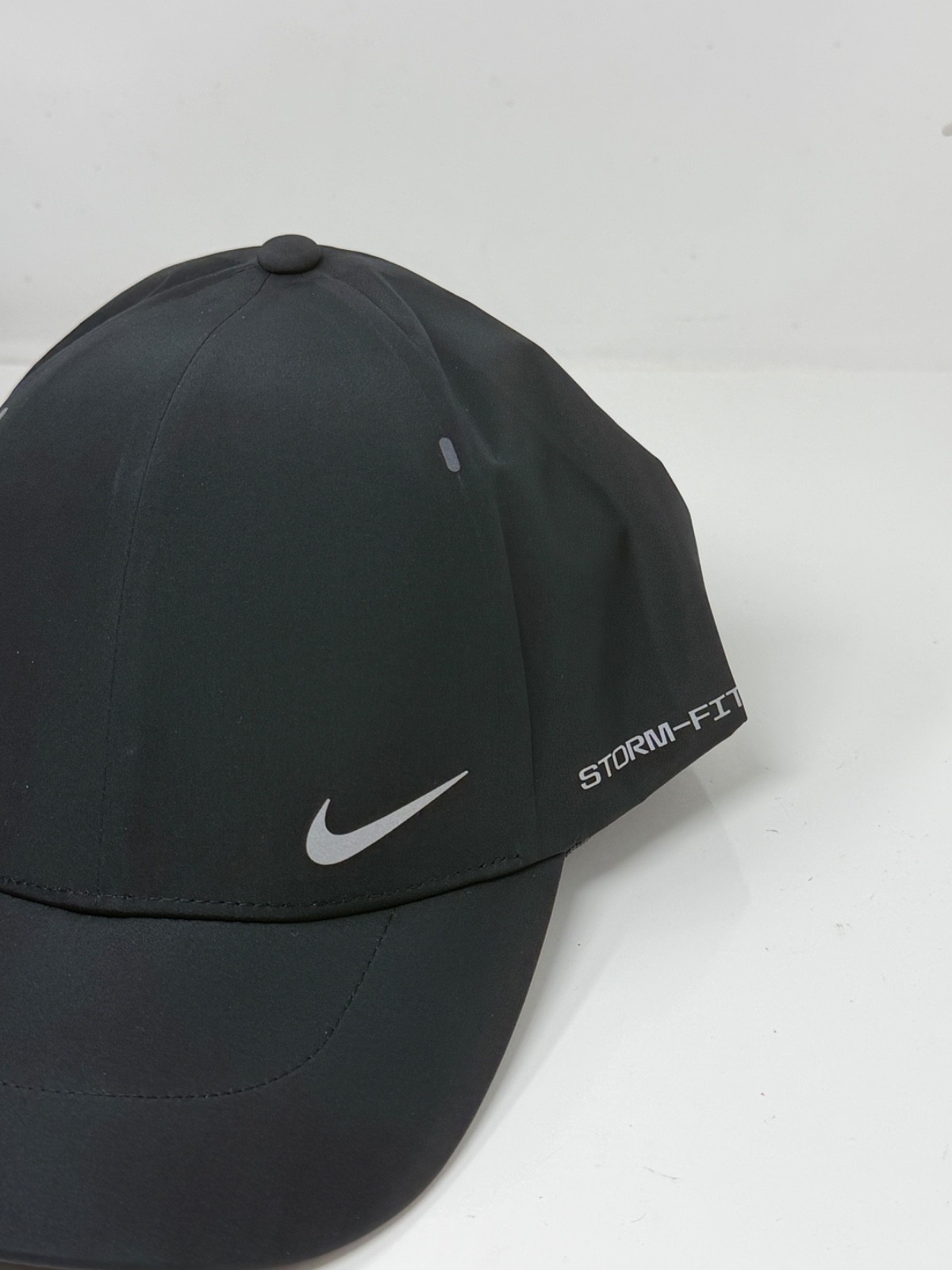 Nike Storm Fit ADV Club Structured AeroBill Cap Black L/XL Men FJ6205 010
