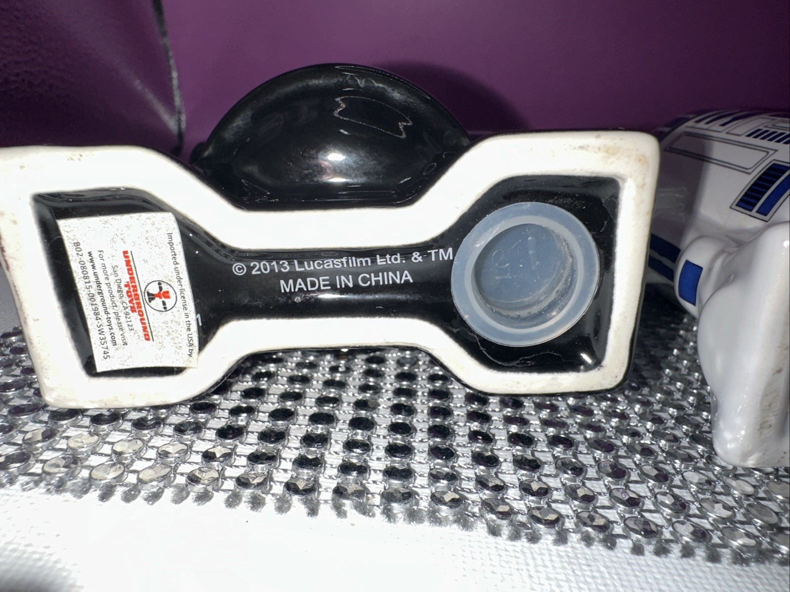 Star Wars Disney R2-D2 & R2-Q5 Droid Salt & 🧂 Pepper Shakers Ceramic 2013!