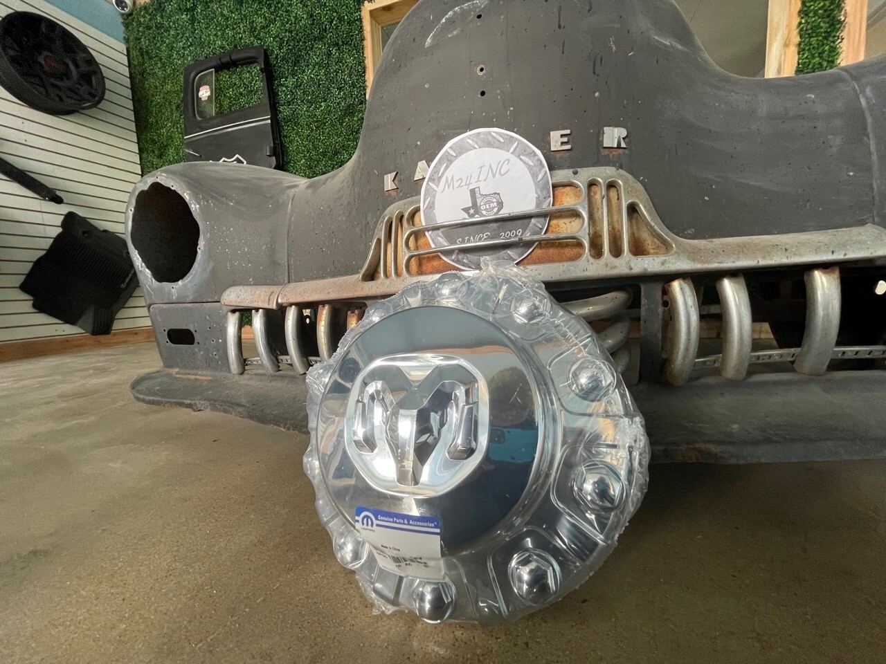 19-21 DODGE RAM 4500 5500 REAR WHEEL CENTER HUB CAP OEM NEW MOPAR 6PG04SZ0AB