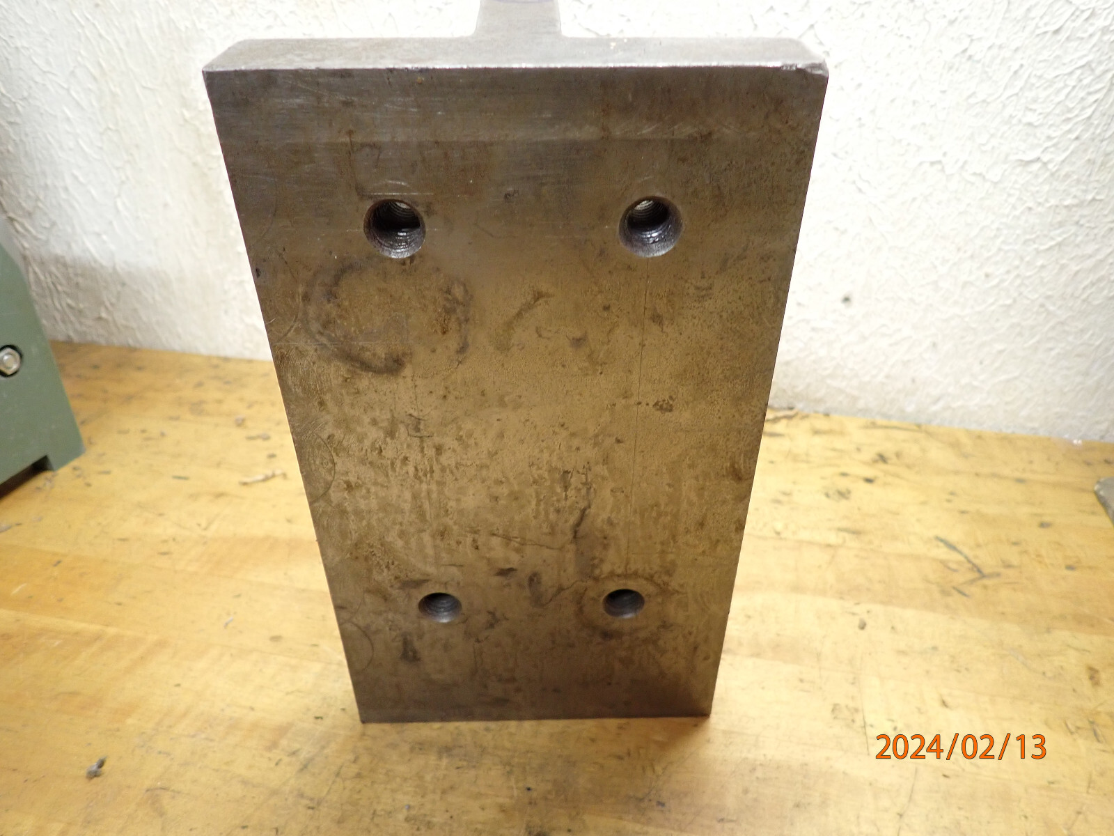 LOT A20 MACHINIST ANGLE PLATE WITH KEY WAY AND 1/2-13 HOLES POSSIBLE SUBURBAN