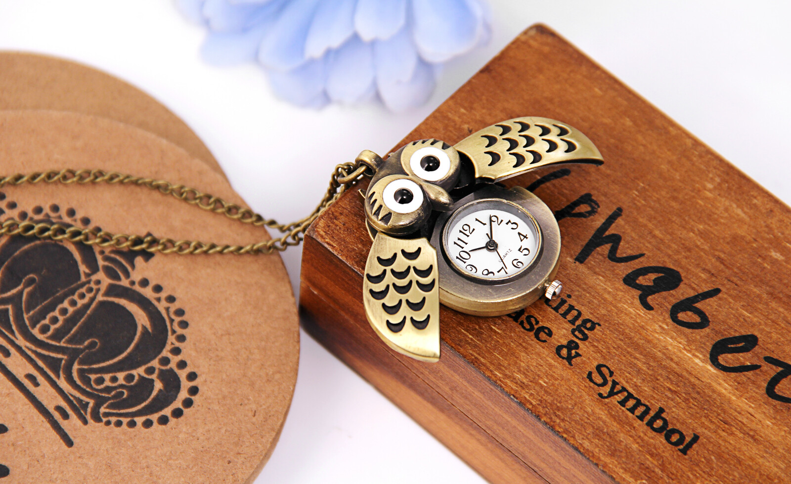 Vintage Retro Owl Wings Bronze Tone Open Face Pocket Watch Pendant Necklace
