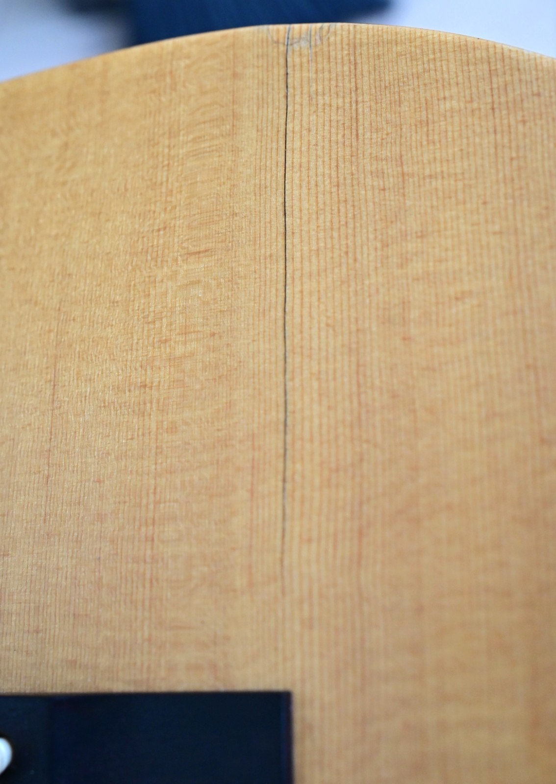 2001 Larrivee O-01 Parlor Guitar Serial #52848 Dated 2001/includes soft case