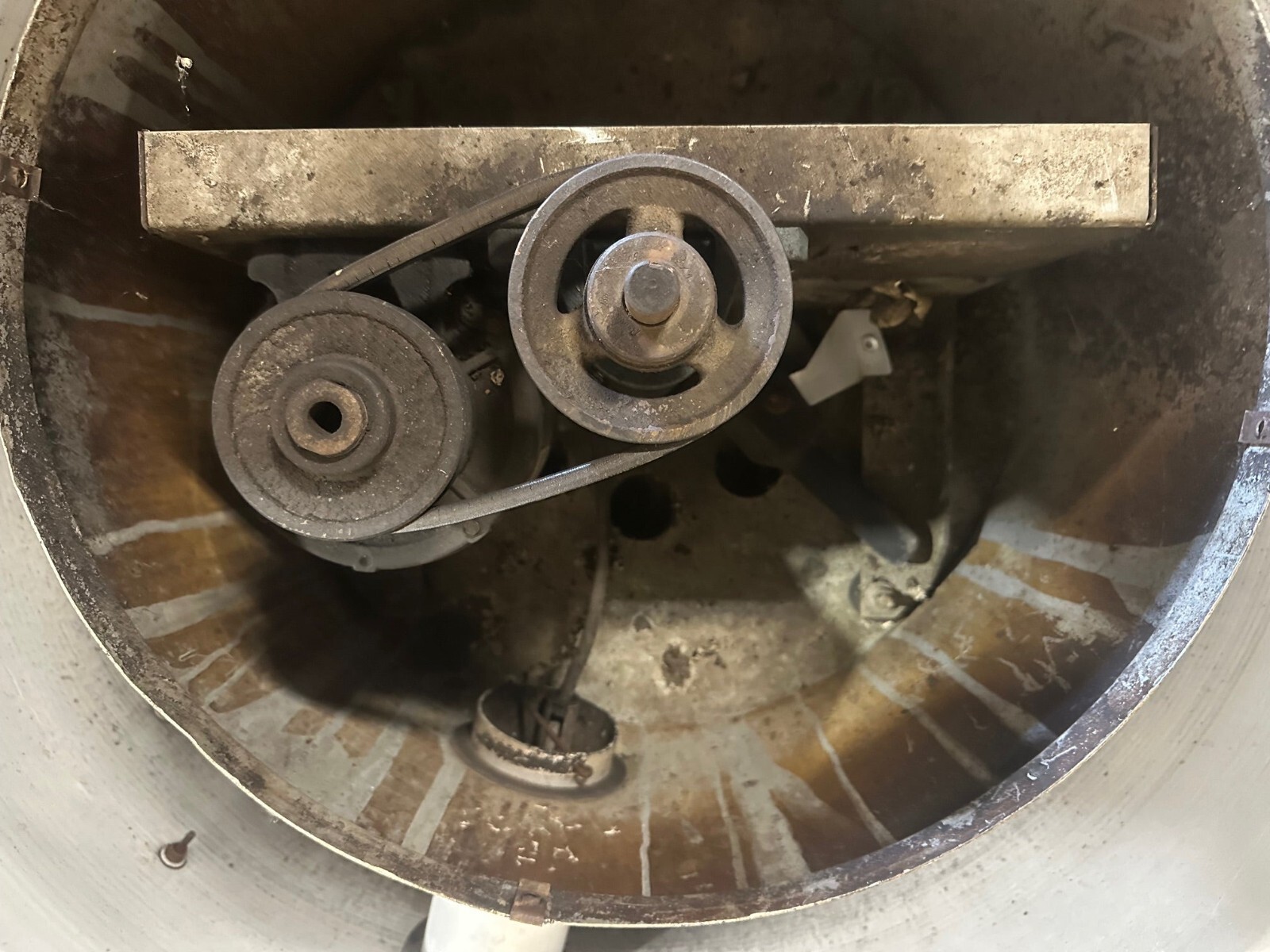 "PENN VENTILATION" H.D COMMERCIAL ROOFTOP EXHAUST/UPBLAST FAN