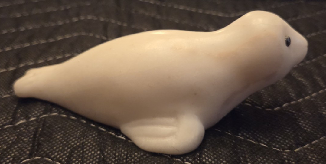 Vintage Inuit Stone Carved Seal, Very Good Condition