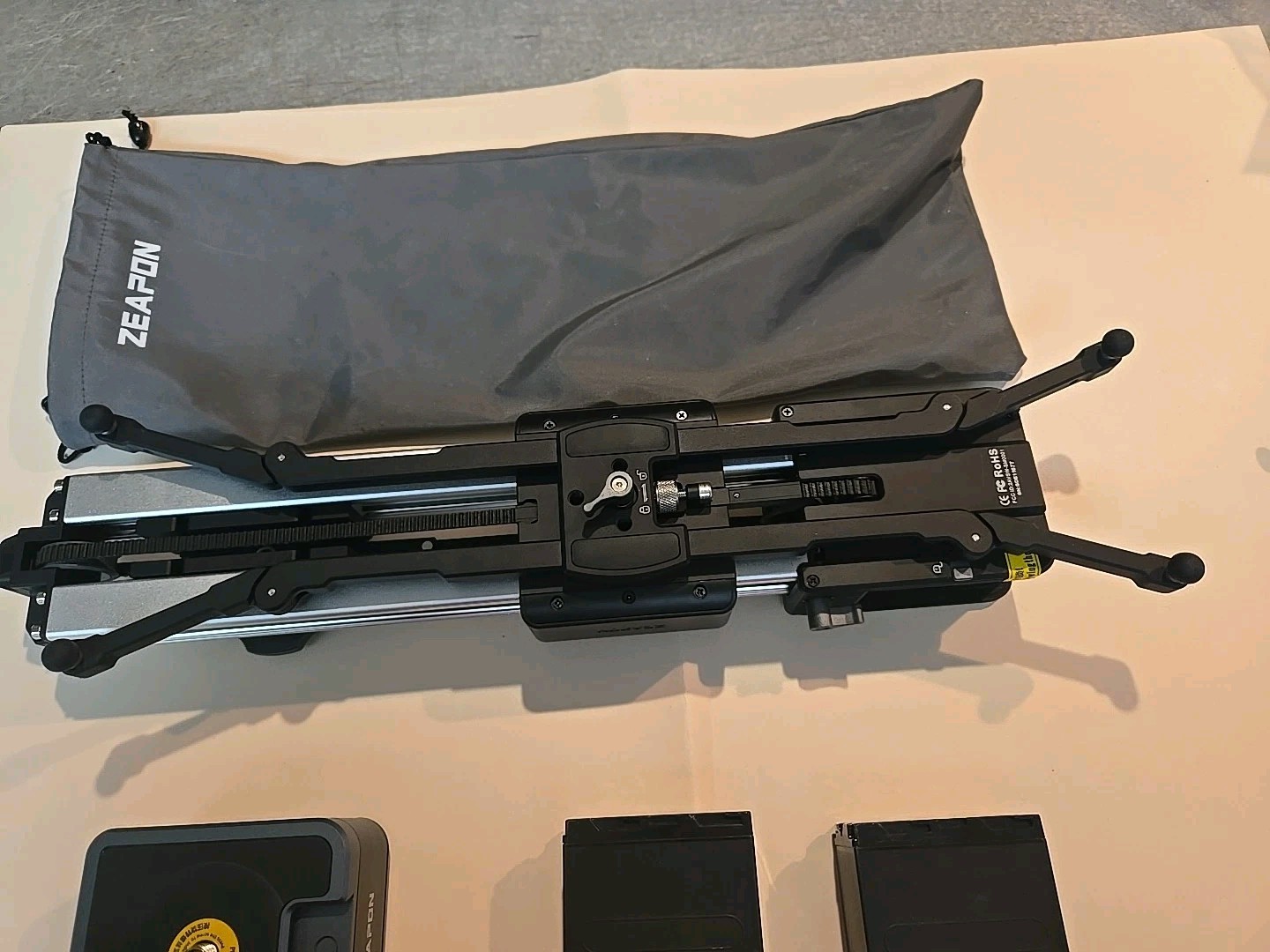 Zeapon Micro 2 Plus Inc 2 Batteries, Camera Slider w/ Motor & Pon. Tested.