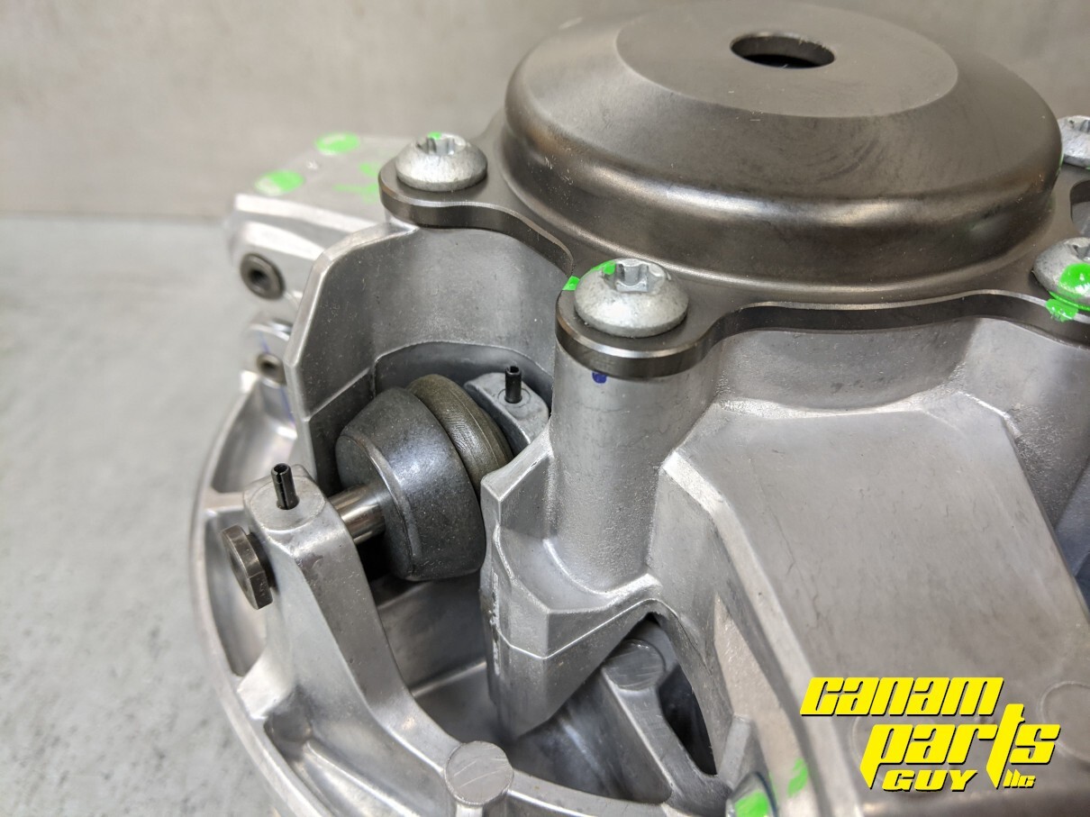 OEM BRP Can Am Maverick X3 P Drive P-DRIVE Pulley Primary Clutch 420686870