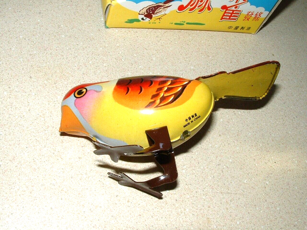 VINTAGE CLOCKWORK WIND-UP HOPPING SPARROW TOY NEW IN BOX & WORKING-PARTY FAVOR