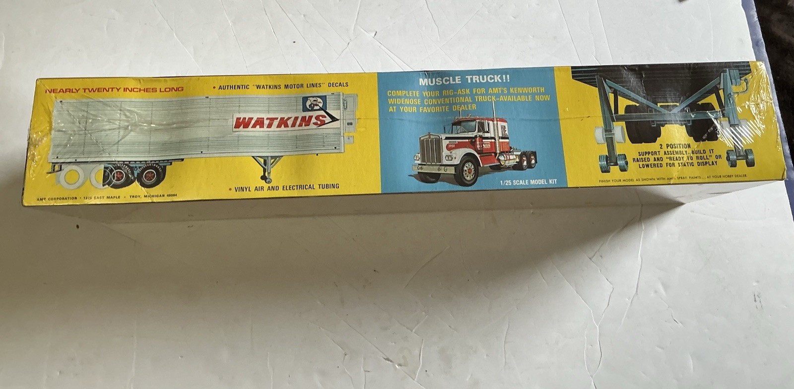 AMT 1/25 Watkins Fruehauf 40' Reefer Semi-Trailer AMT1421