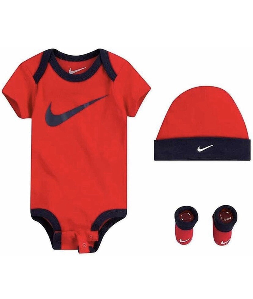 Nike Baby Bodysuit, Hat and Booties 3-PC Box Set 0-6 Months