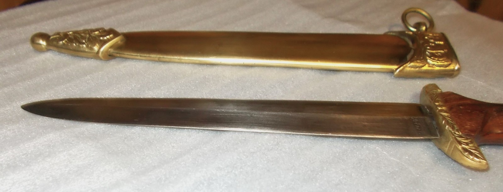 RARE? Vtg Brass or Copper Sheath & Double Edged Dagger Knife Hand Engraved INDIA