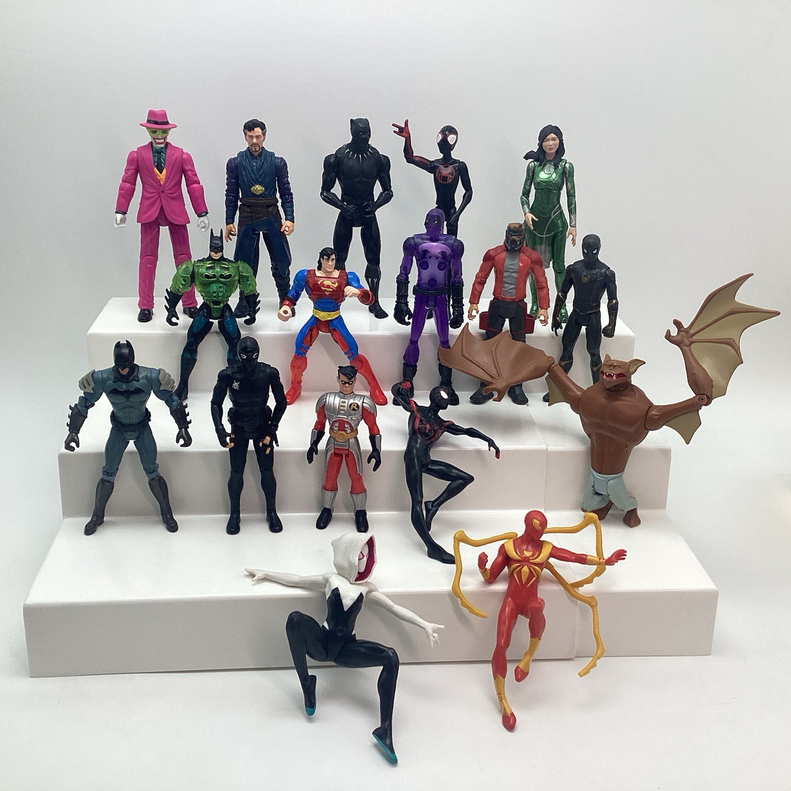 Marvel Super Heroes Figures Lot Kenner Robin Batman Spider-Man Dr Strange Sersi