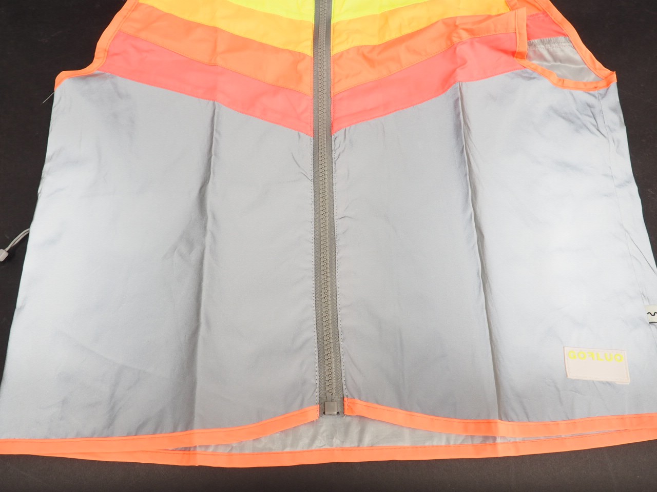 New! GOFLUO Darkflow Reflective Hooded Vest Youth Size 7-9Y Grey Reflective Neon