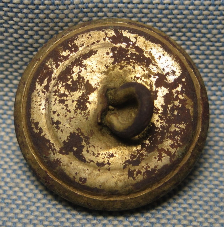 Dug Civil War Eagle Infantry Coat Button with Gold Gilt from Vicksburg