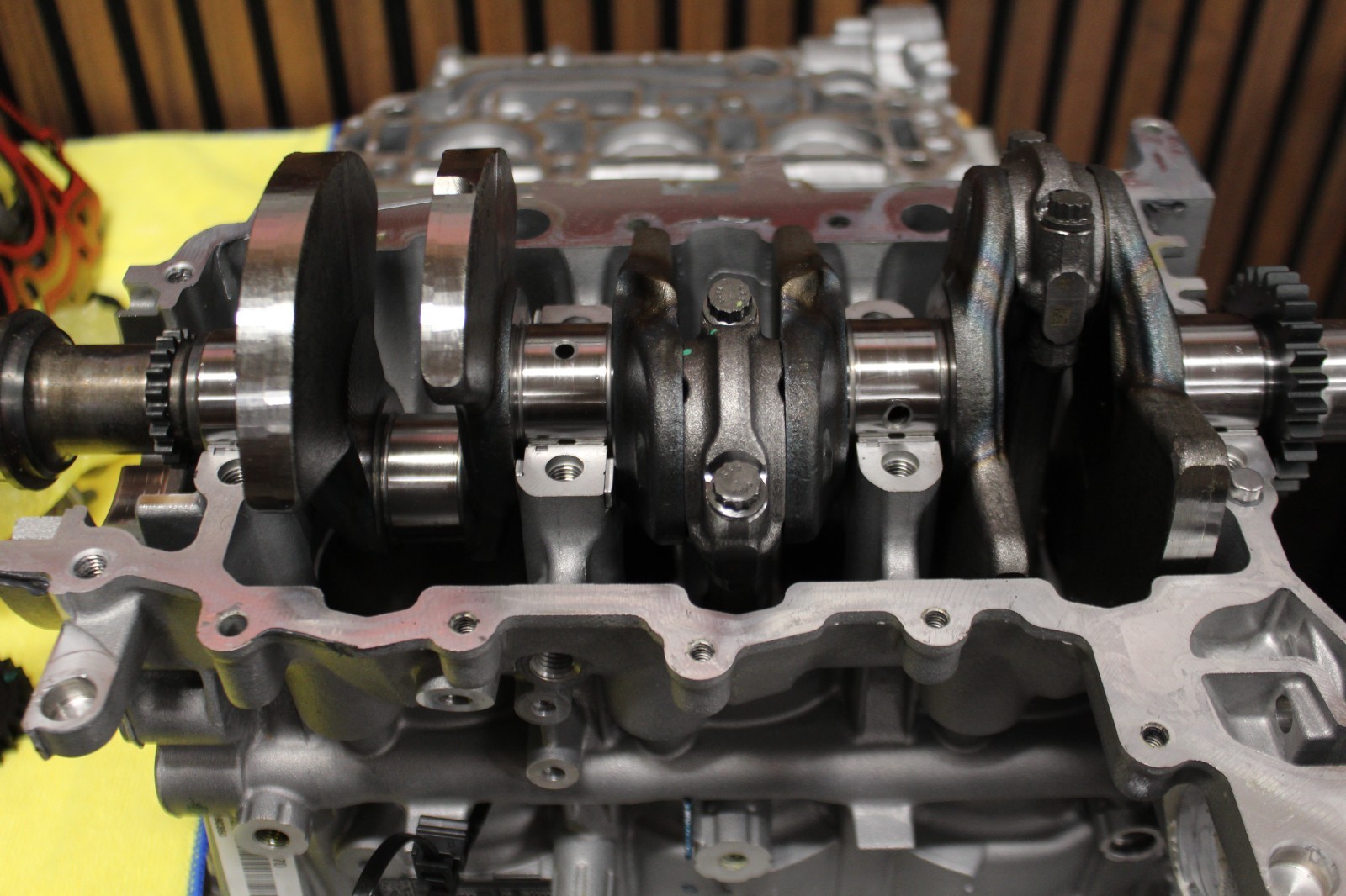 Crankshaft, Connecting Rods, Pistons, 2017 Can-Am Maverick X3 Turbo R