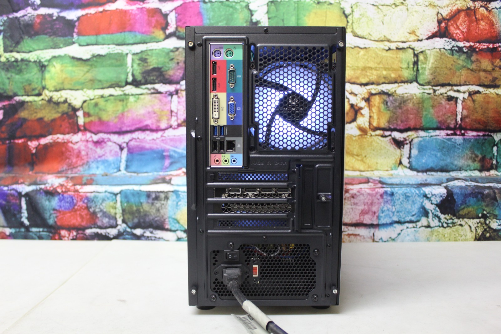Custom RGB Gaming Desktop PC Intel Core i7 3.40 Quad 32 GB SSD Nvidia RTX 5060