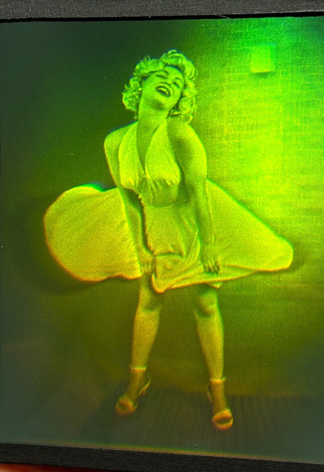 True 3D  laser hologram. option hologram. Marylin moment. Vintage