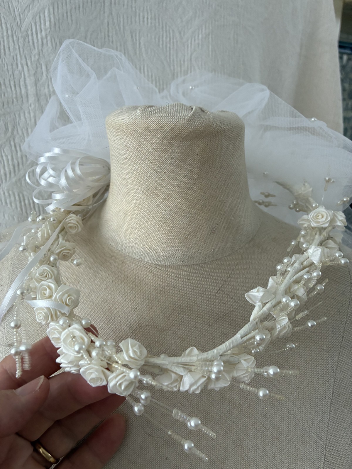 Vintage 1980s White Faux Pearls Roses Beaded Multi-Tier White Bridal Veil 39"