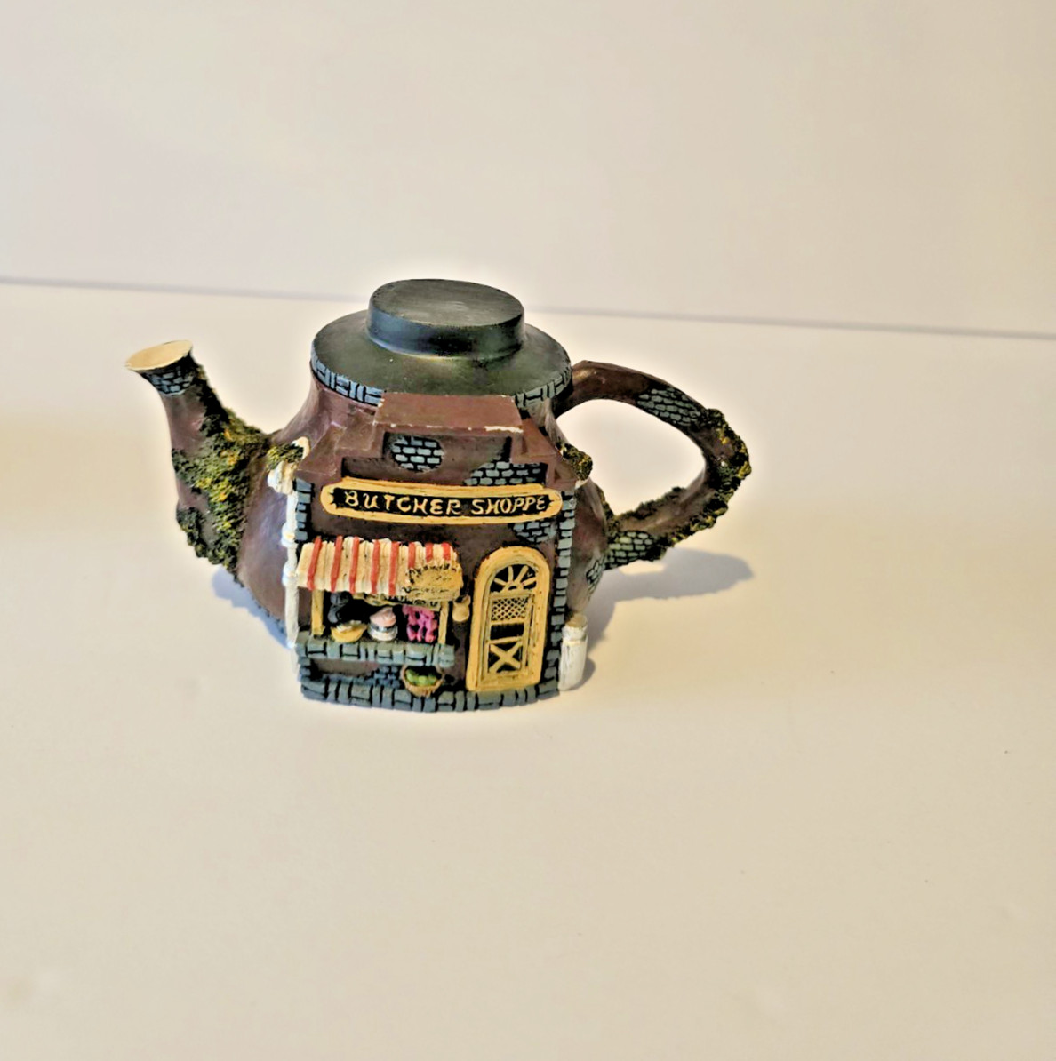 Hometown Teapot Cottages Hardware Store Miniature Tea Pot
