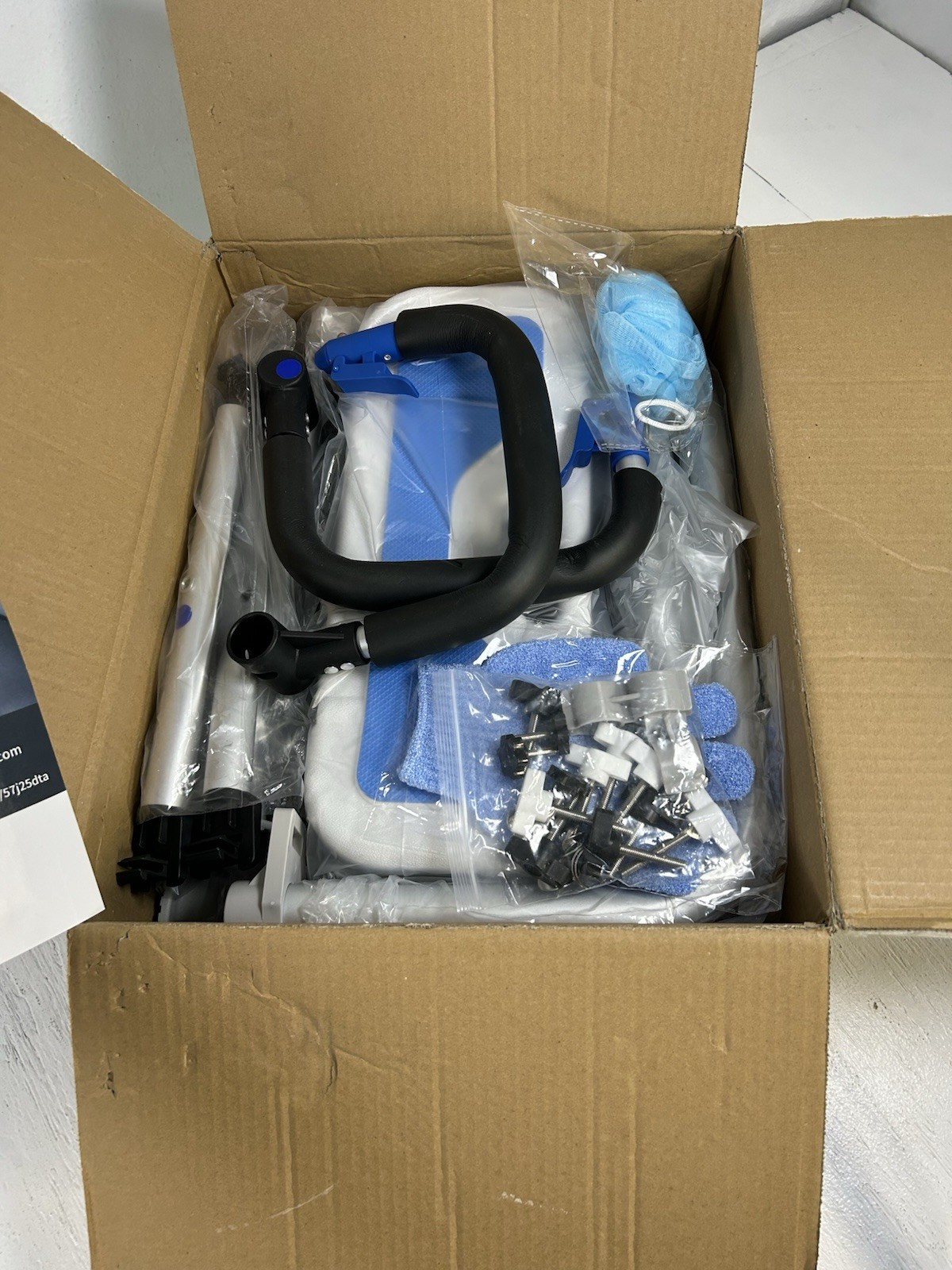 Swive Shower Chair with Arms and Back Heavy Duty 500 lbs for shower bath