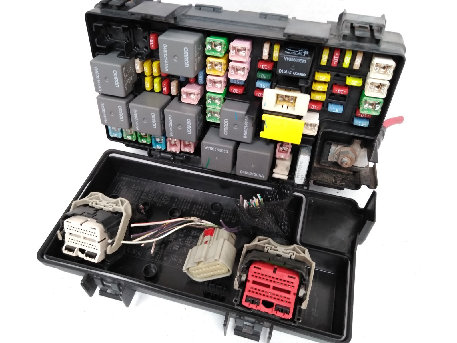 56049720AS Chrysler 2008 2009 Town & Country Fuse Box Grand Caravan TIPM OEM B2