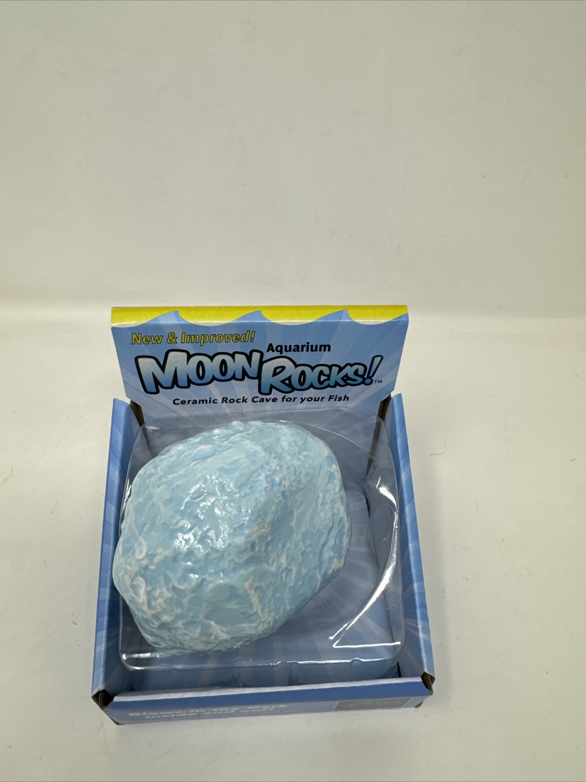 Aquarium Rock Cave Moon Rock Glow-in-the-Dark Ceramic Fish Cave Blue White NEW