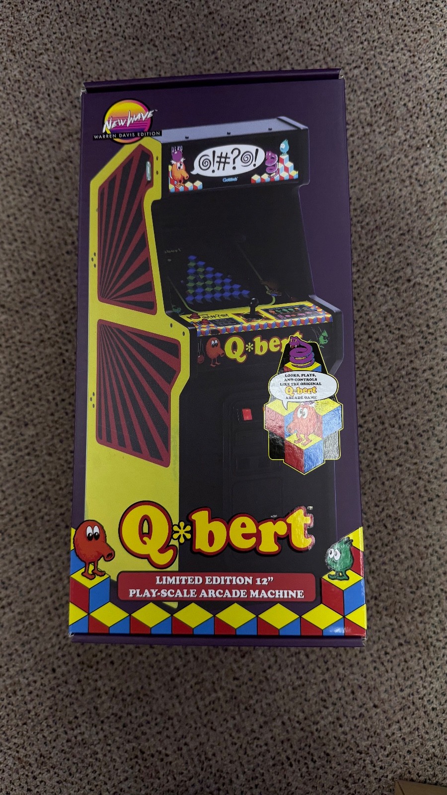 NEW WAVE TOYS Q*BERT X REPLICADE WARREN DAVIS EDITION