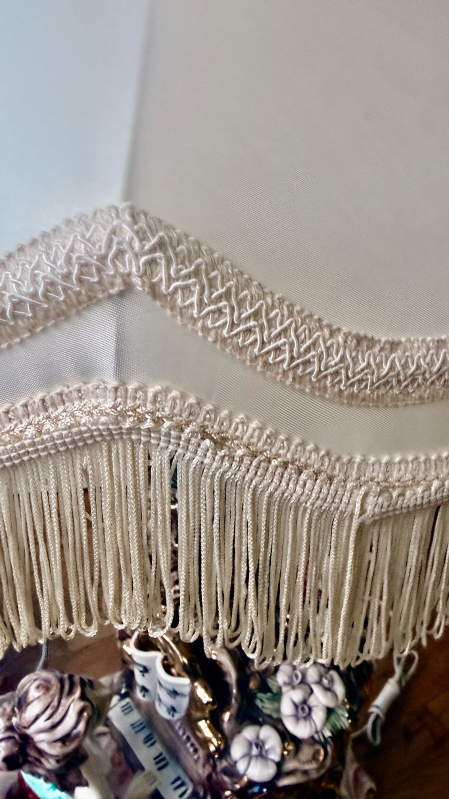 CAPODIMONTE SET of TWO 2 Figurine Lamp With Shade Made in Italy original