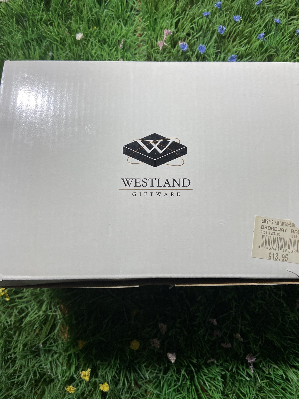 Cow On Parade Broadway 2000 Complete w/ Box & Tag Item #9159