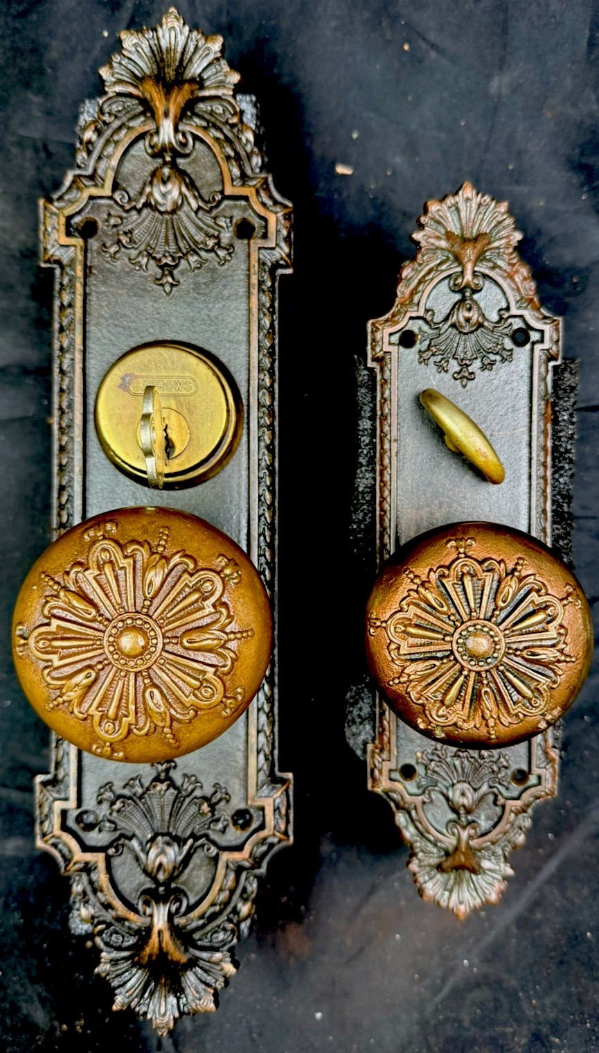 Barrows Ontario Passage Bronze Entrance / Front Door / Entry Doorknobs Set