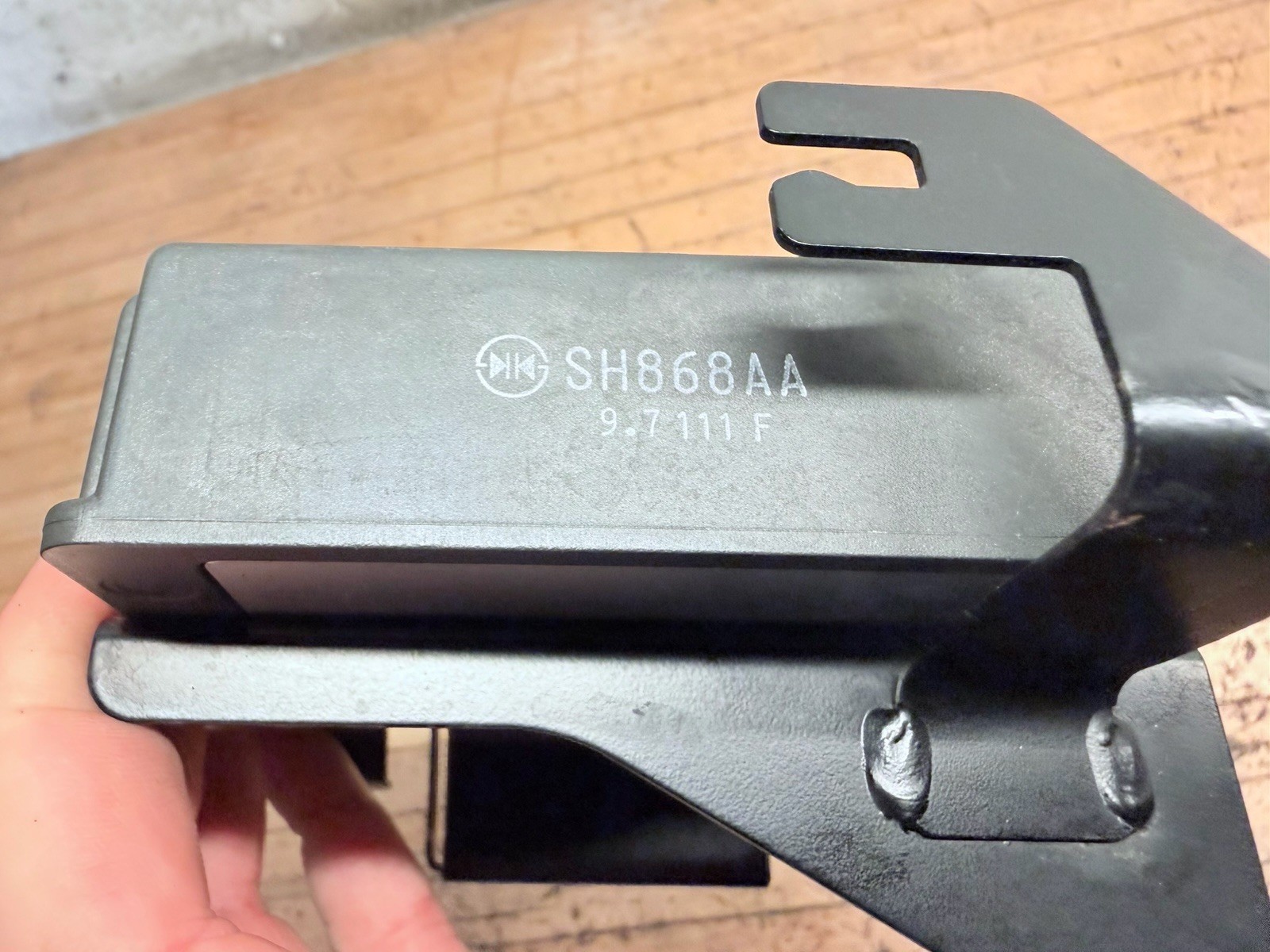 19-23 KAWASAKI NINJA ZX6R 636 RECTIFIER OEM VOLTAGE REGULATOR OEM WITH BRACKET