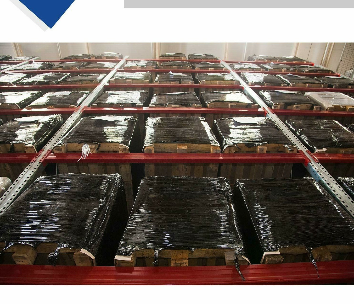 80 GAUGE - 4 Rolls Black Shrink Wrap Stretch Film 18" X 1000' Total 4000 FT