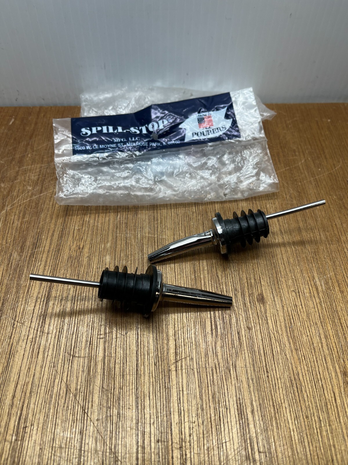 (Qty.2) Spill Stop 285 Tapered Speed Pourers - Medium Pour Chrome USA