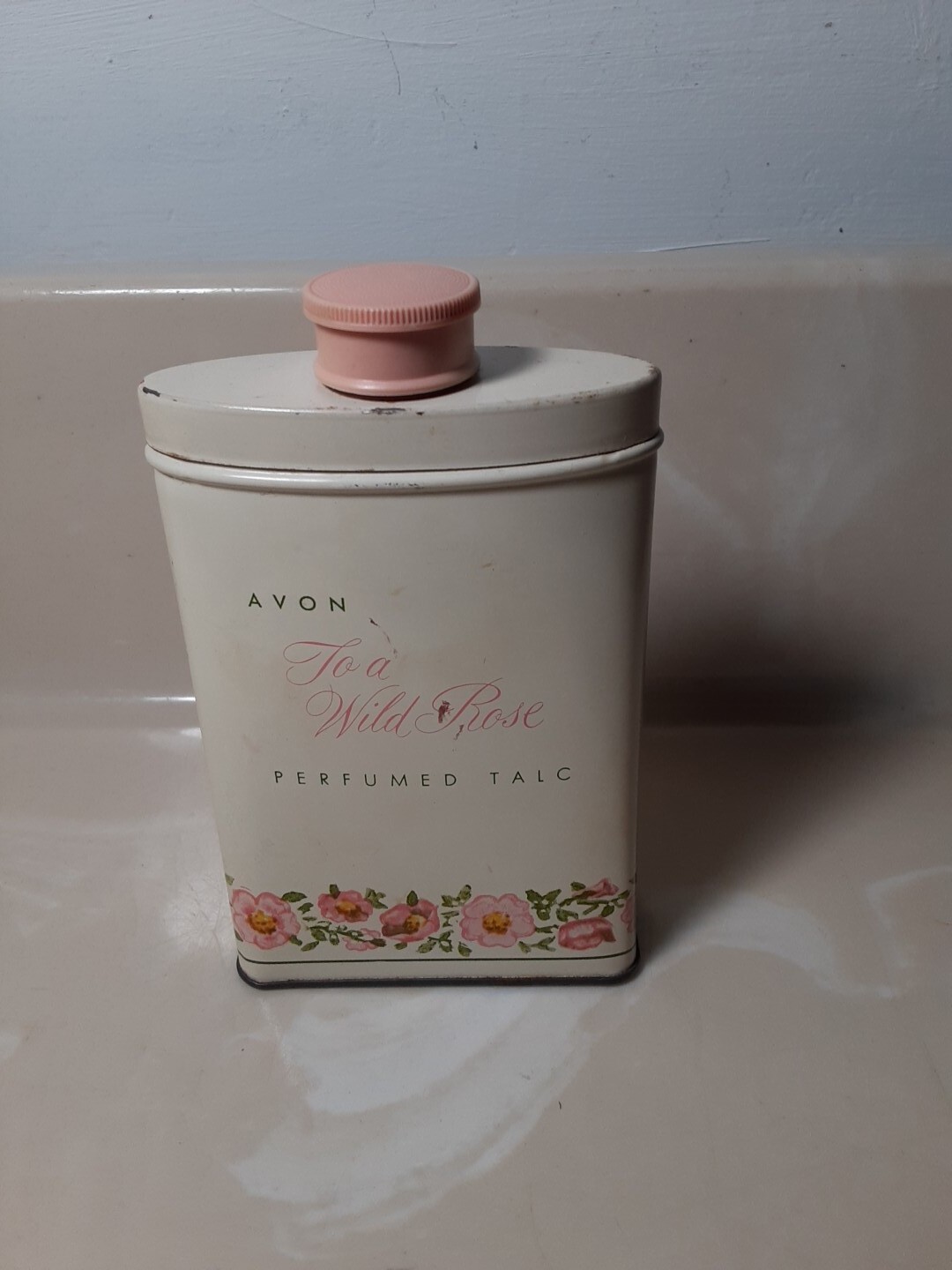 Vintage Avon TO A WILD ROSE Perfumed Talc Powder Tin w/partial contents