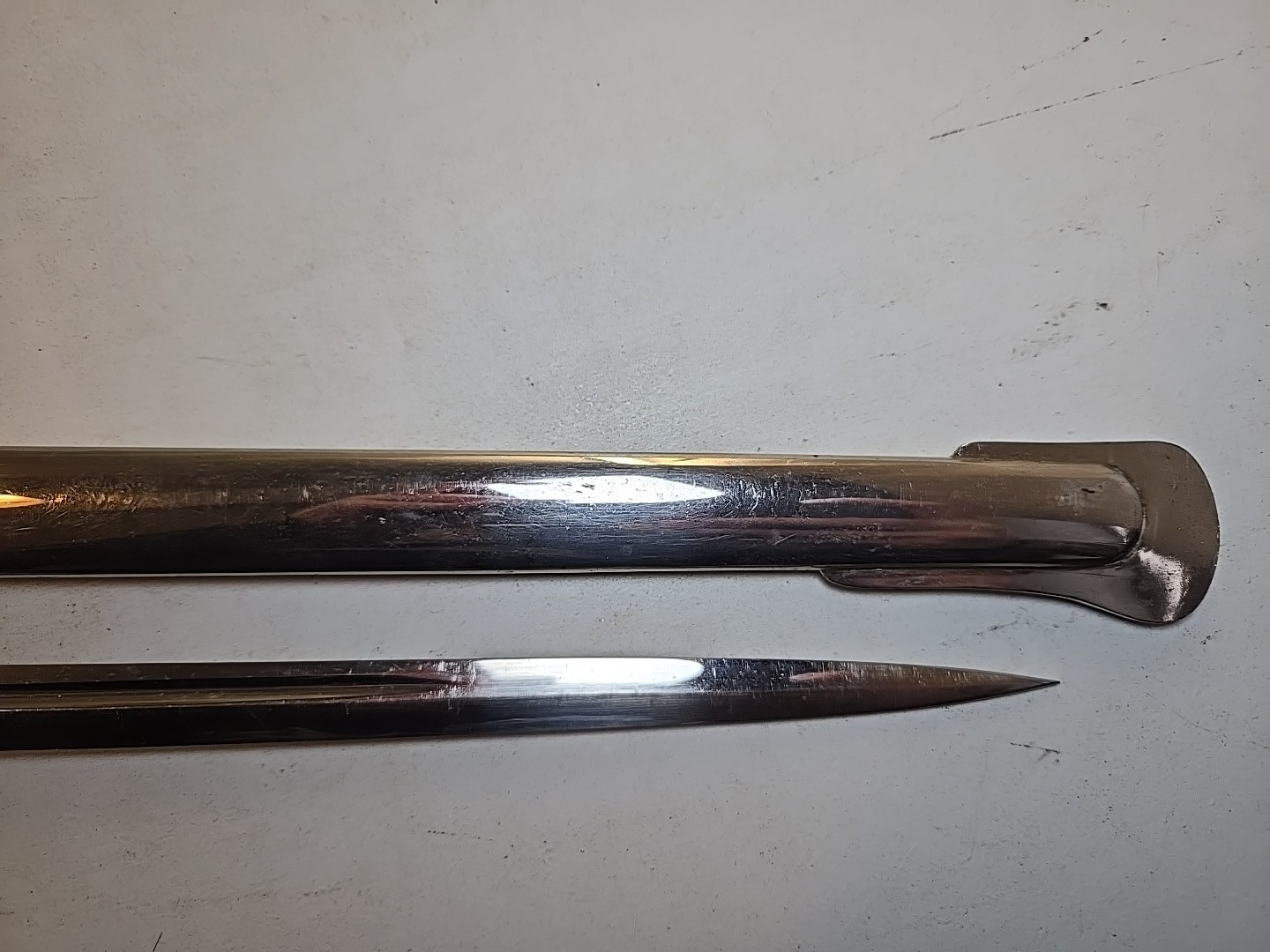 Schneiter & Wyss Bern WWI M1899 Swiss Officer Sword with Scabbard