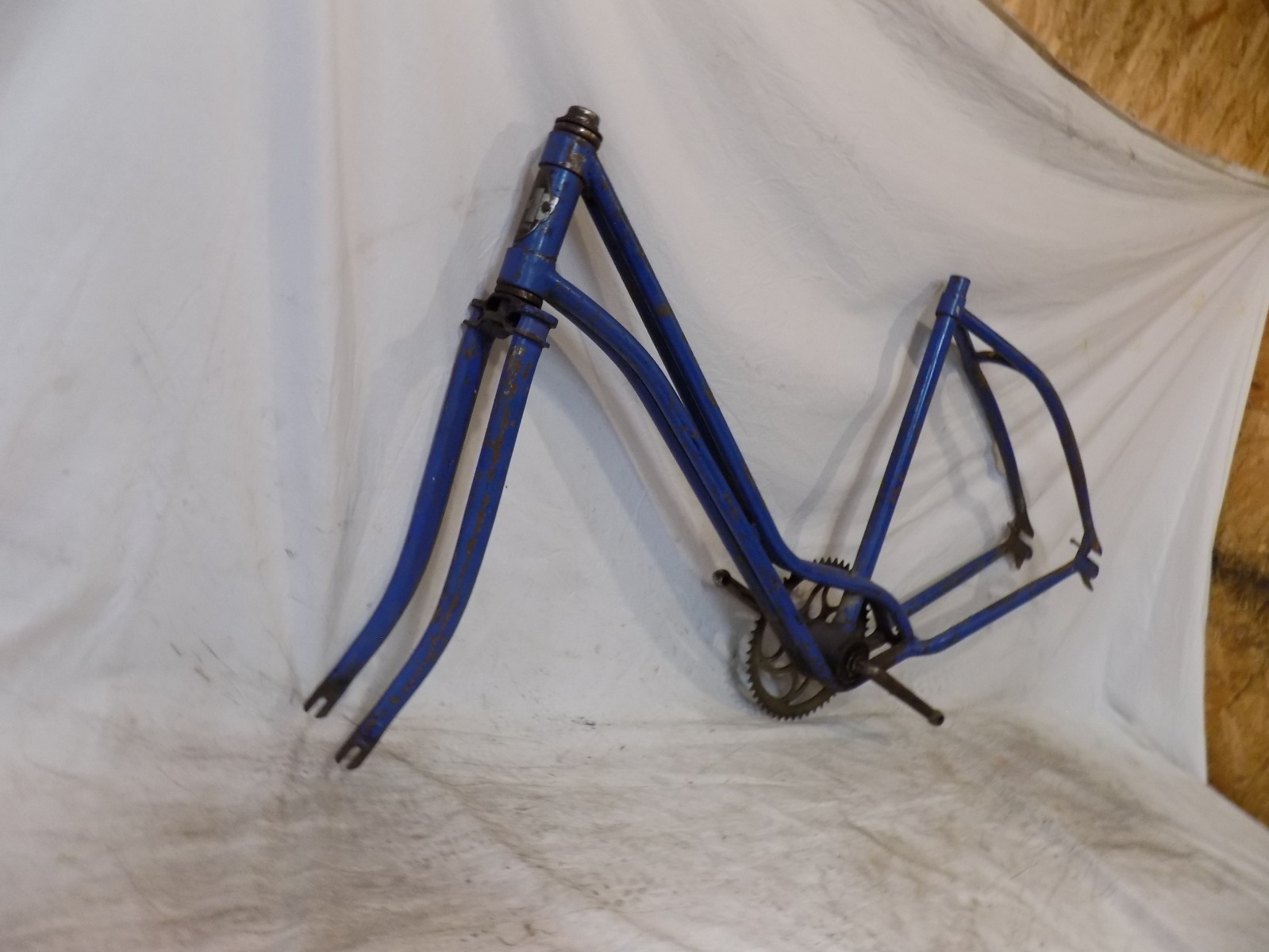 PREWAR CWC HAWTHORNE 4-BAR BICYCLE FRAME FORKS HEADBADGE MONARK 5-BAR 1930S