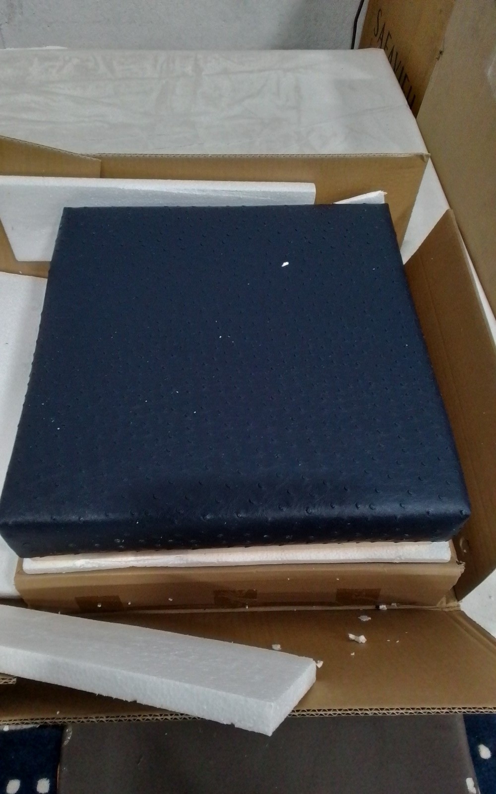 Safavieh JENINE SQUARE BENCH, Reduced Price 2172784652 FOX6248B