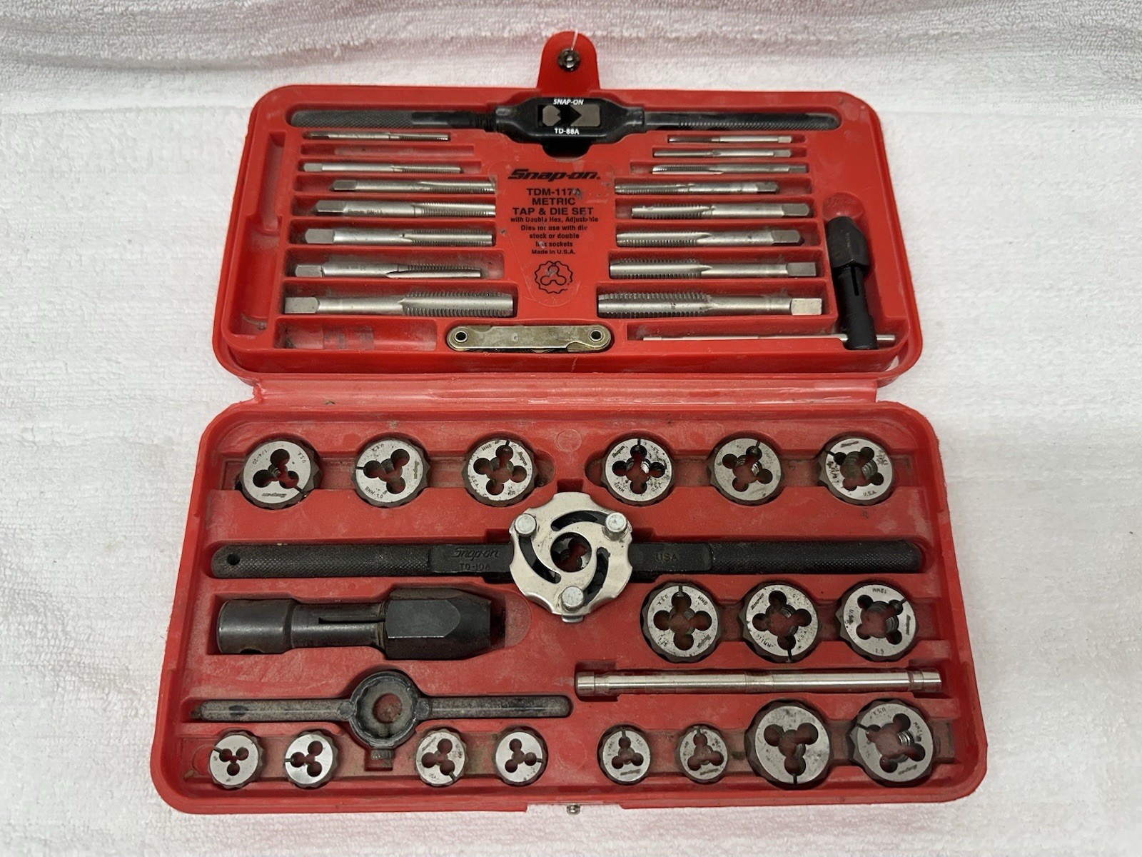 Snap On TDM-117A METRIC Tap & Die Set ****READ****