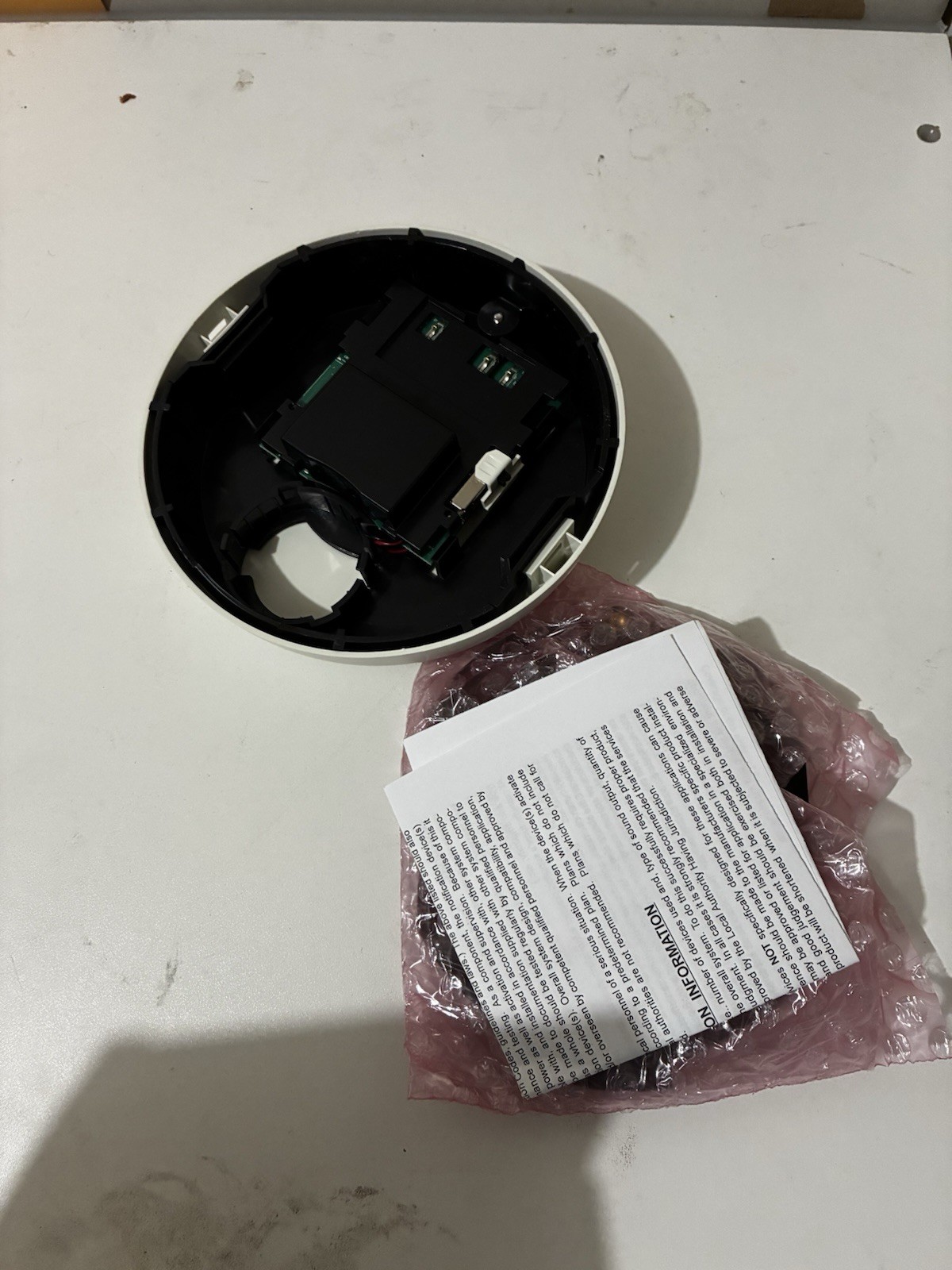 Siemens S54329-F198-A1 SL2SCW-F Strobe Ceiling Smoke Detector NEW - Free Ship